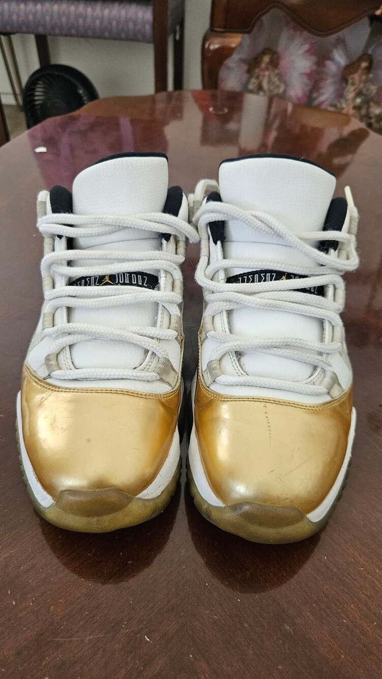 Air Jordan 11 Retro Low 'Closing Ceremony' Sneakers